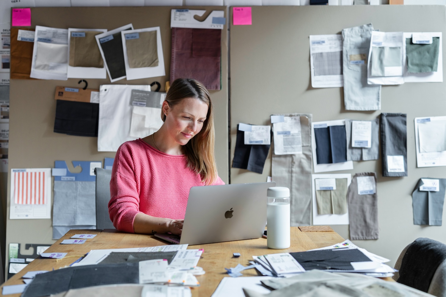 Women have made leaps and bounds when it comes to their finances. Today, they’re taking control of their money and are in the driver's seat when it comes to their financial future. However, many women are still apprehensive about many investment decisions and continue, on average, to have lower financial literacy than men.